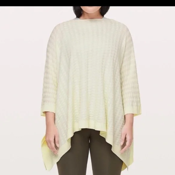 Lululemon poncho - Picture 1 of 4
